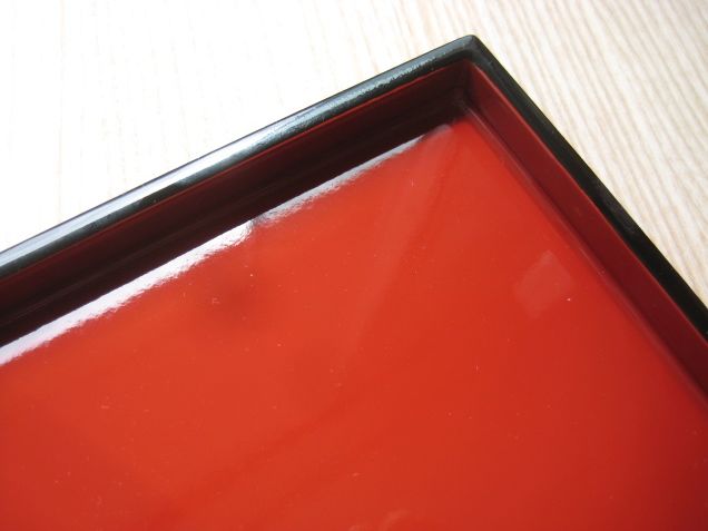 Lacktablett rot-schwarz 30 cm x 30 cm